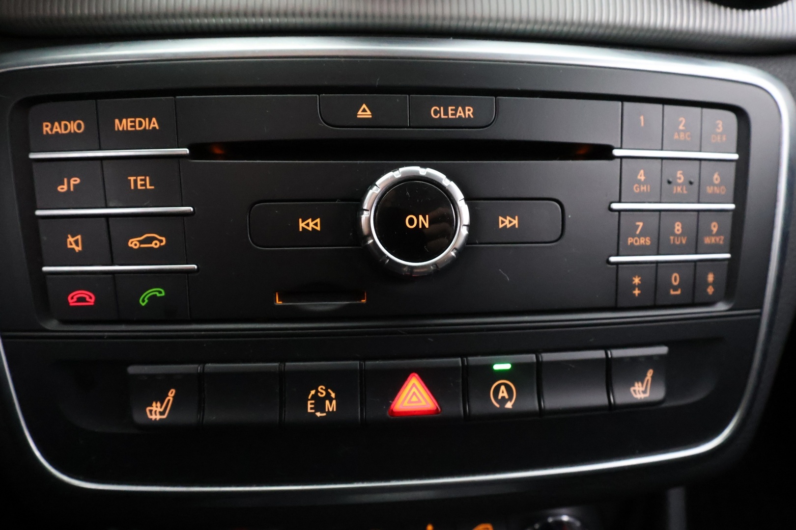 MERCEDES-BENZ CLA 2016