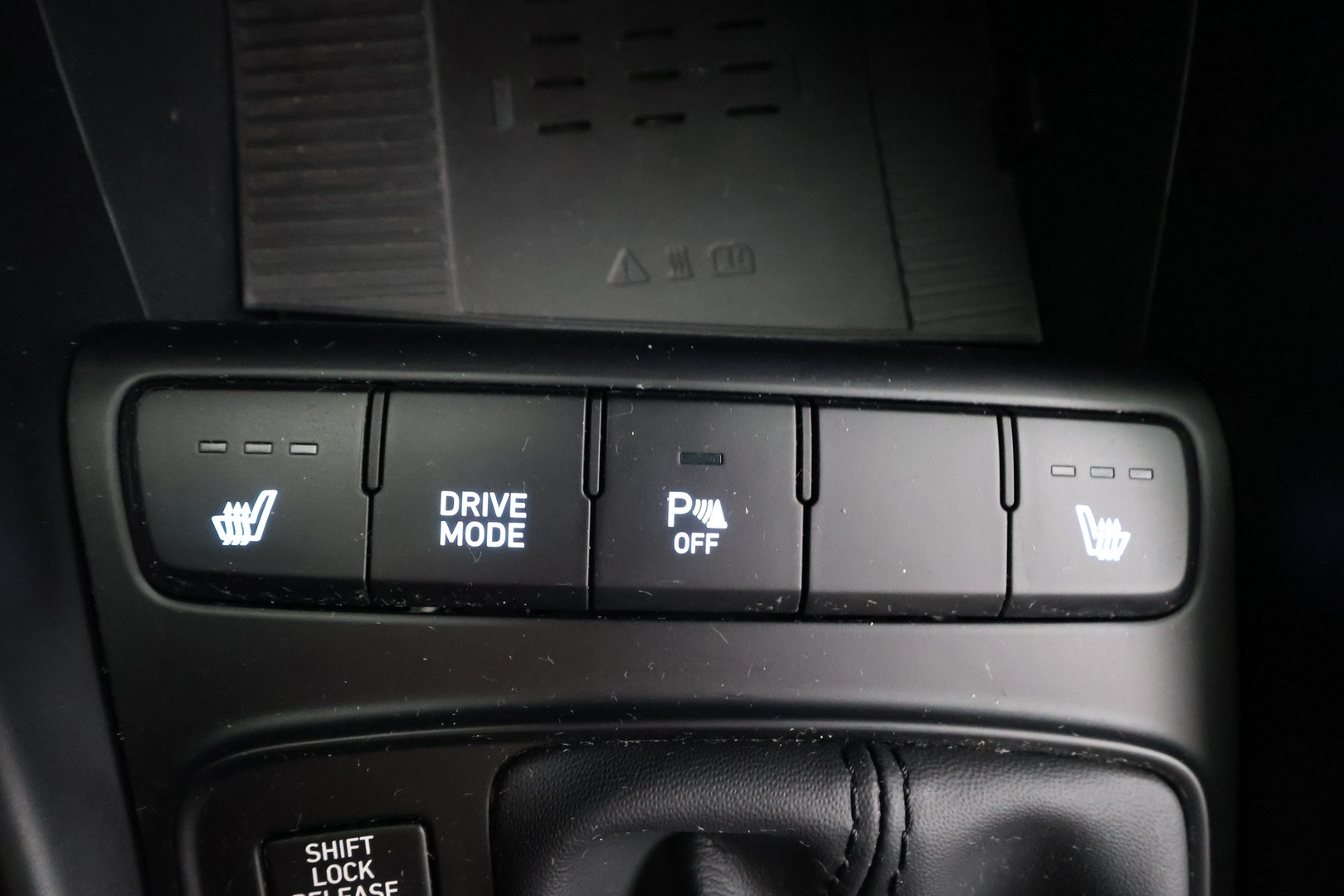 HYUNDAI i20 Hatchback 2021