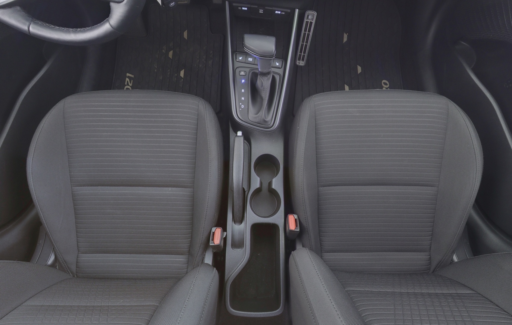 HYUNDAI i20 Hatchback 2021