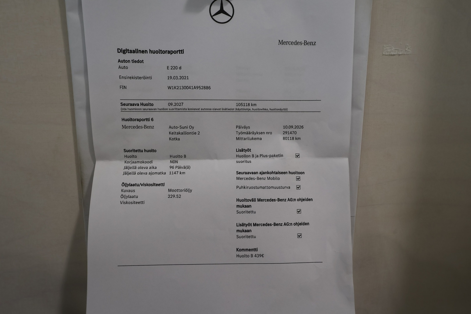 MERCEDES-BENZ E 24