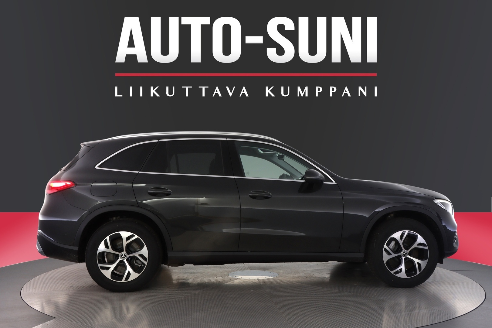 MERCEDES-BENZ GLC 2026