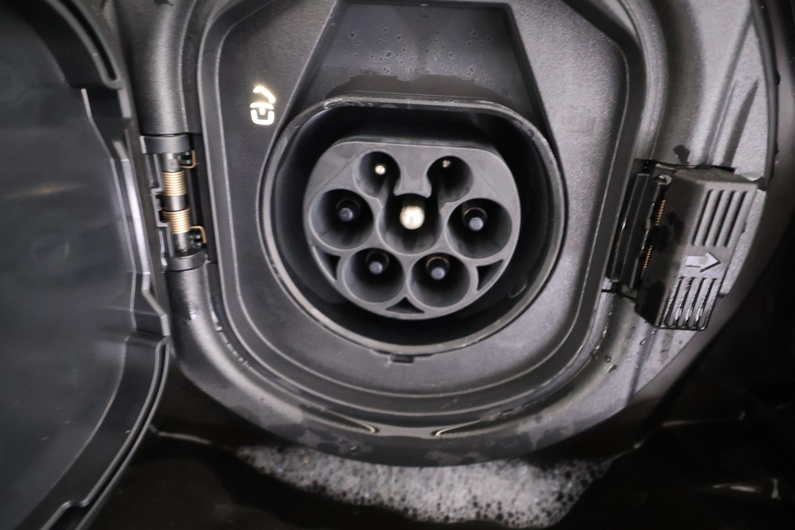 MERCEDES-BENZ GLC 2026