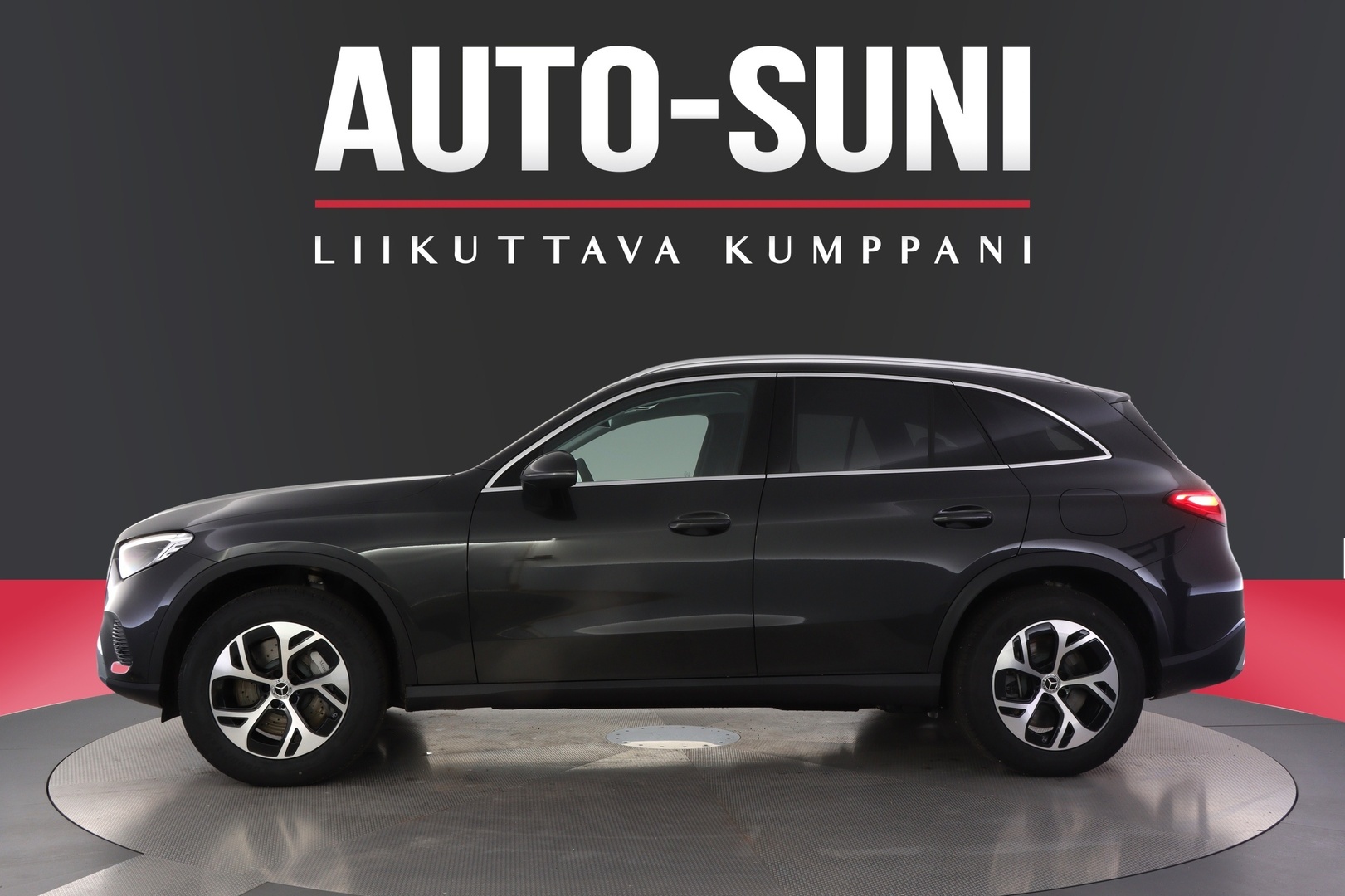 MERCEDES-BENZ GLC 2026