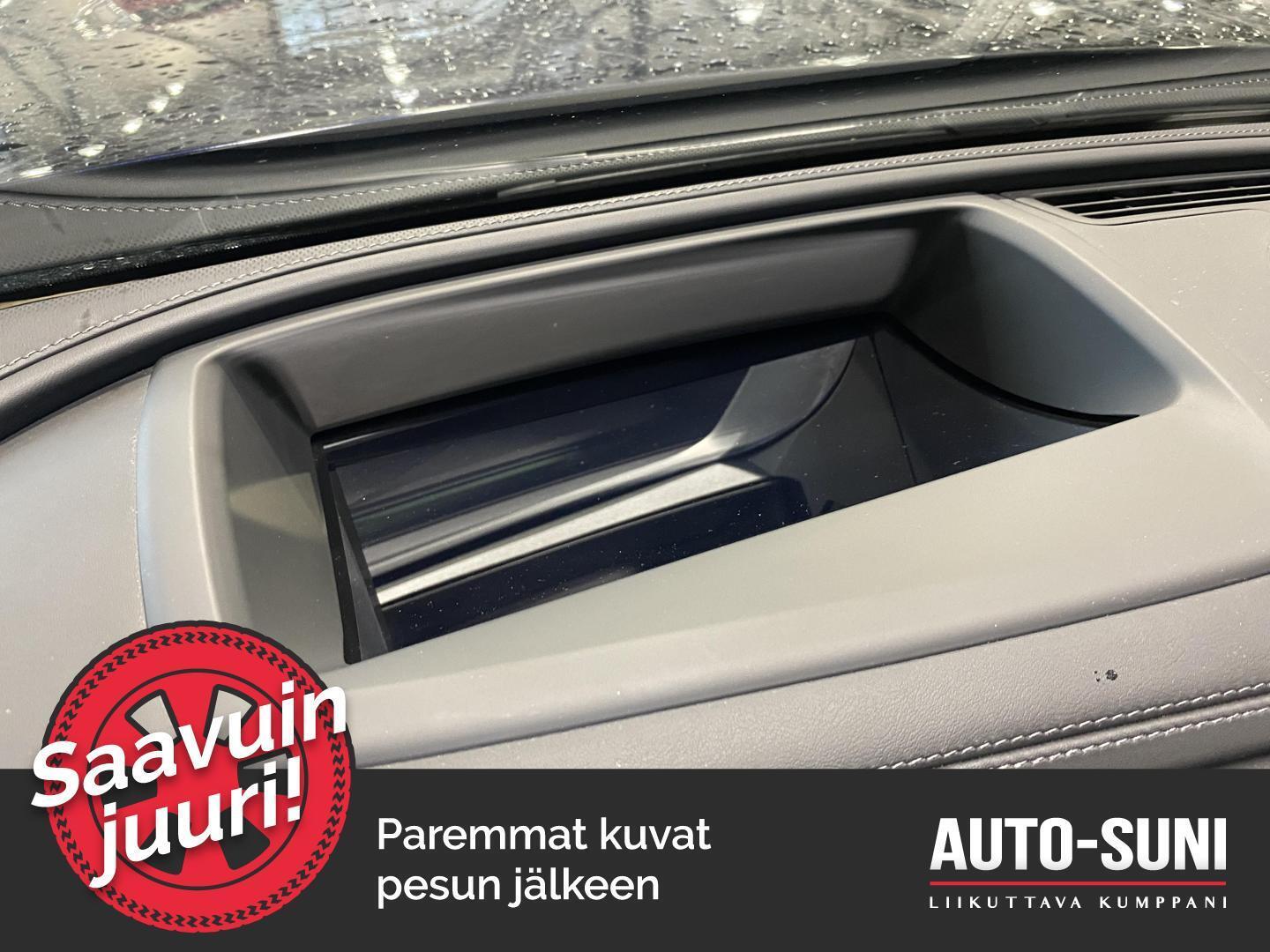 MERCEDES-BENZ GLC 2023