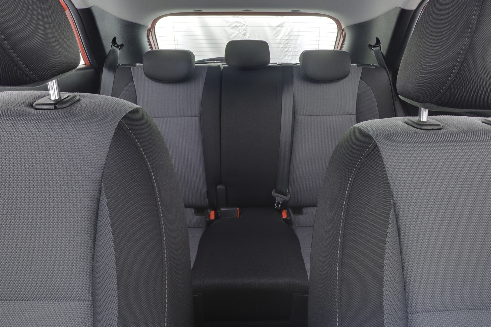HYUNDAI i20 Hatchback 8
