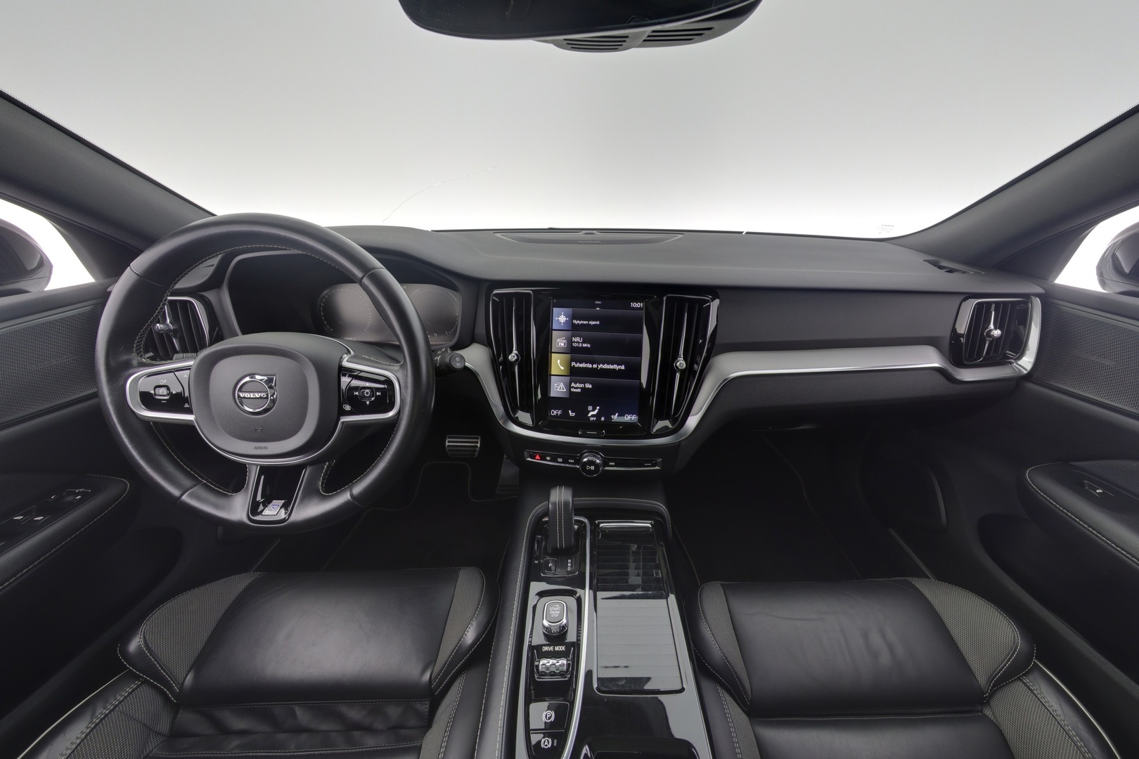 VOLVO V60 2020