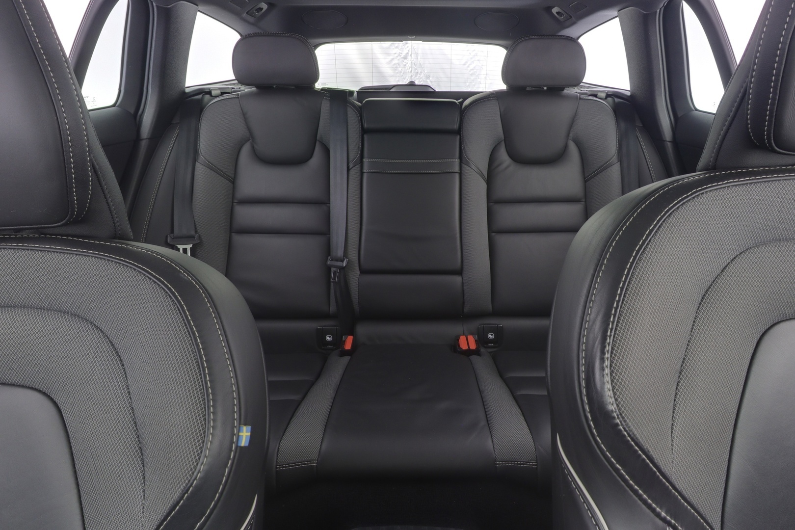 VOLVO V60 2020