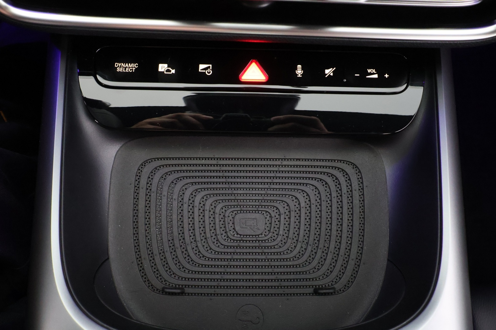 MERCEDES-BENZ CLA 2025