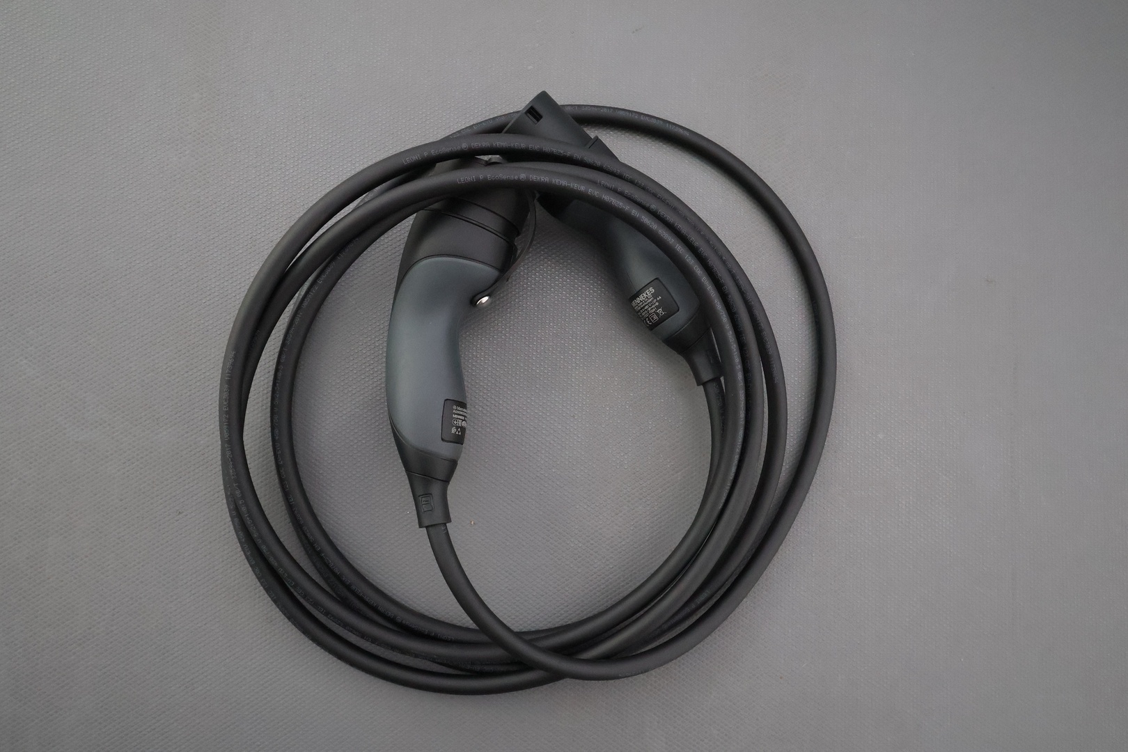 MERCEDES-BENZ CLA 2025