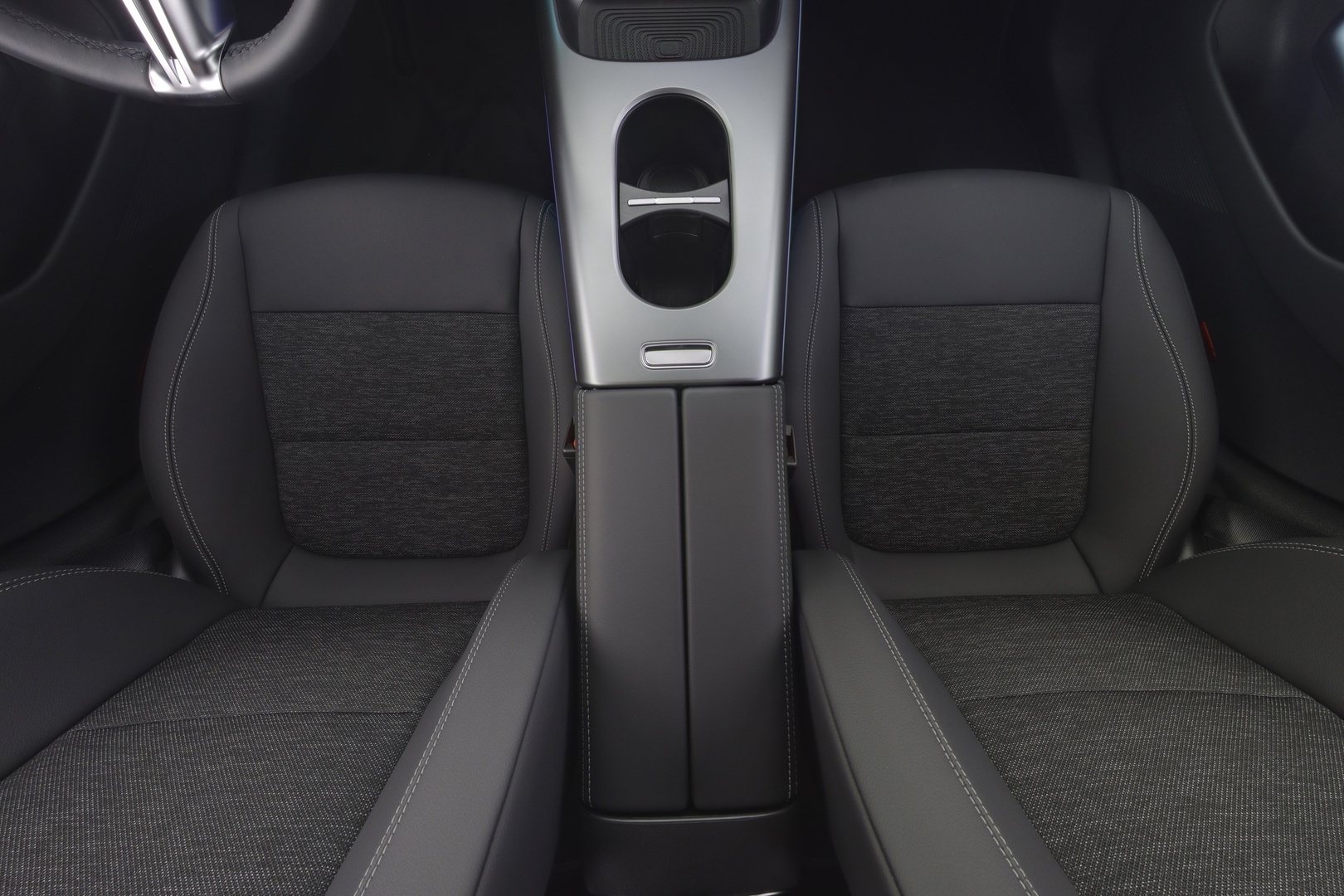 MERCEDES-BENZ CLA 2026