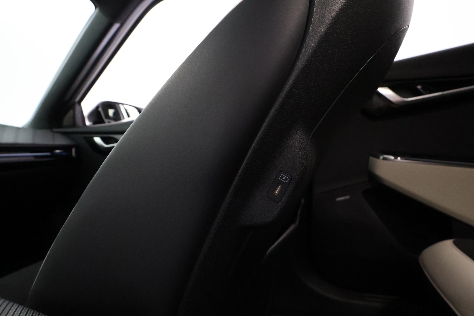 KIA EV6 27