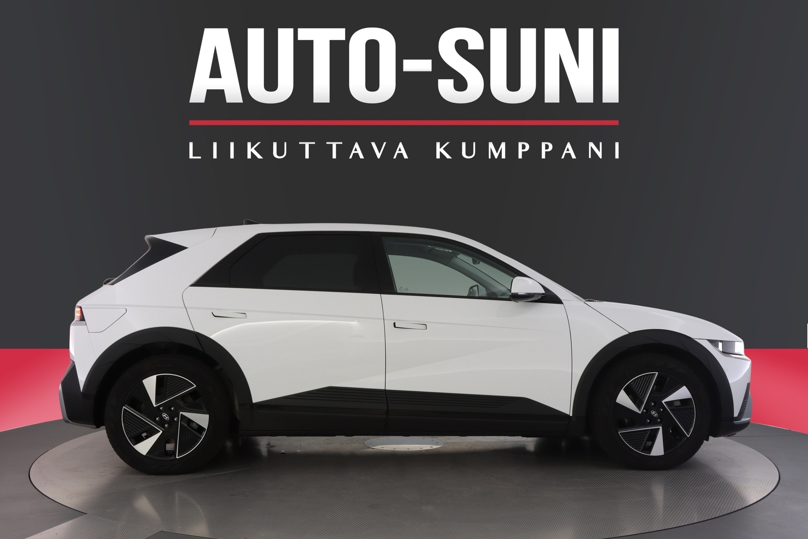 HYUNDAI IONIQ 5 2