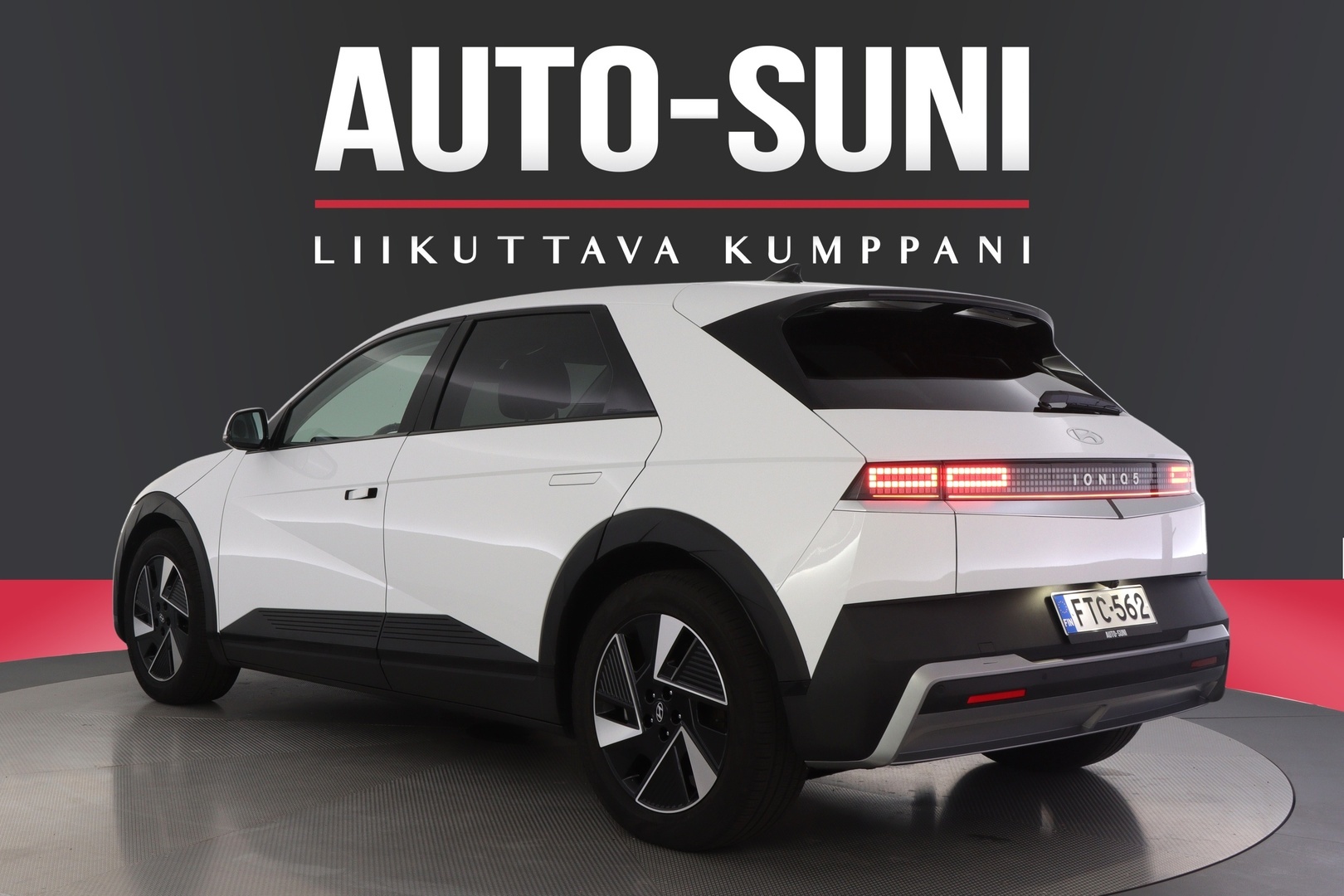 HYUNDAI IONIQ 5 4