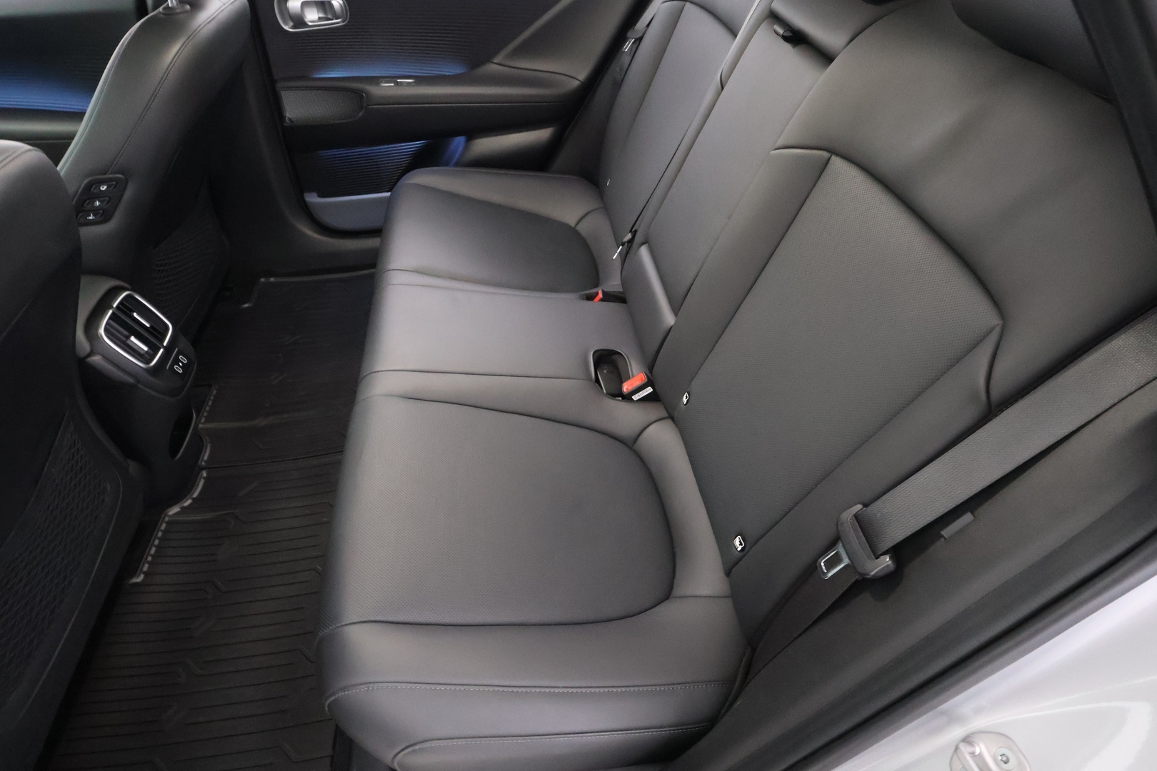 HYUNDAI IONIQ 6 28