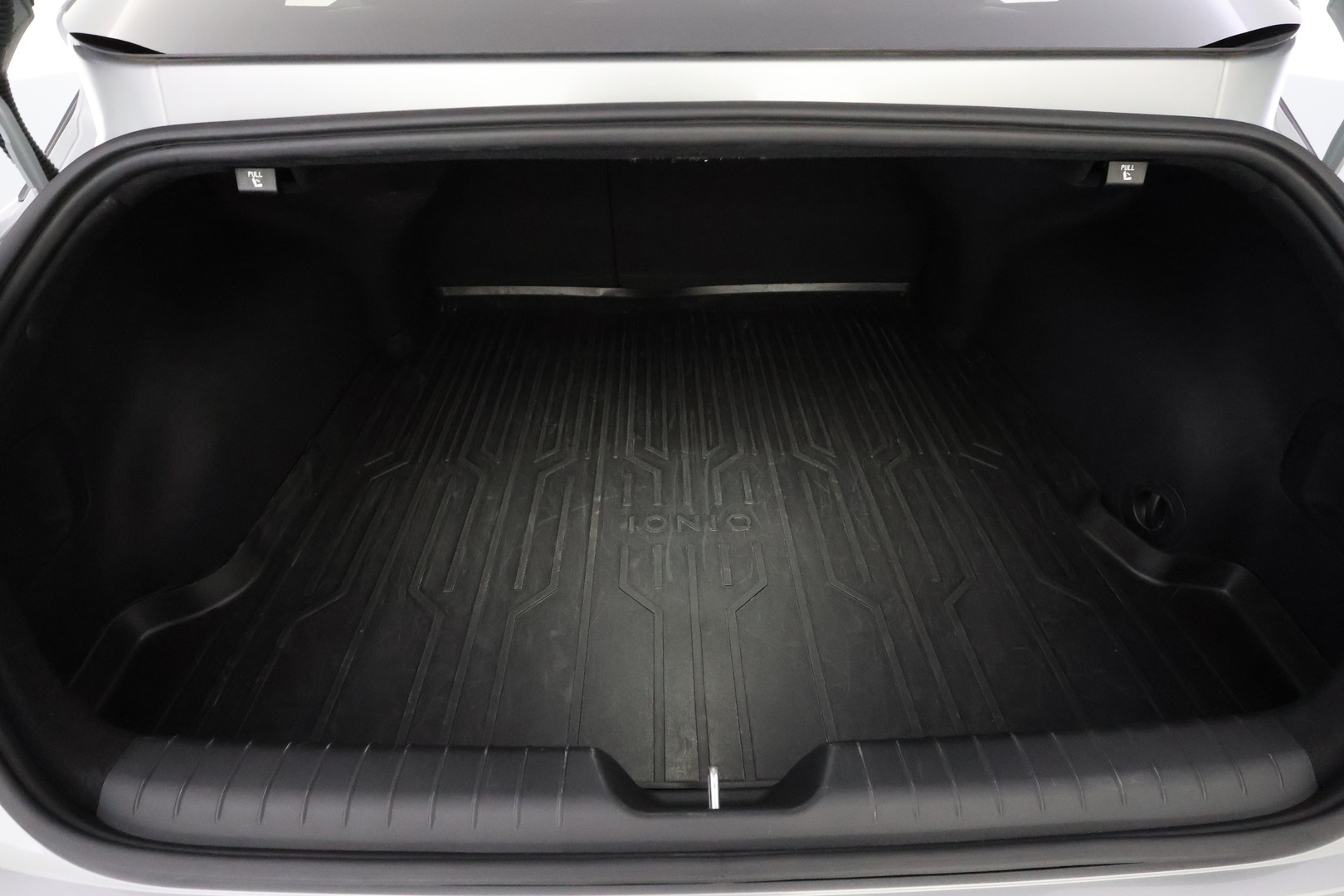 HYUNDAI IONIQ 6 30