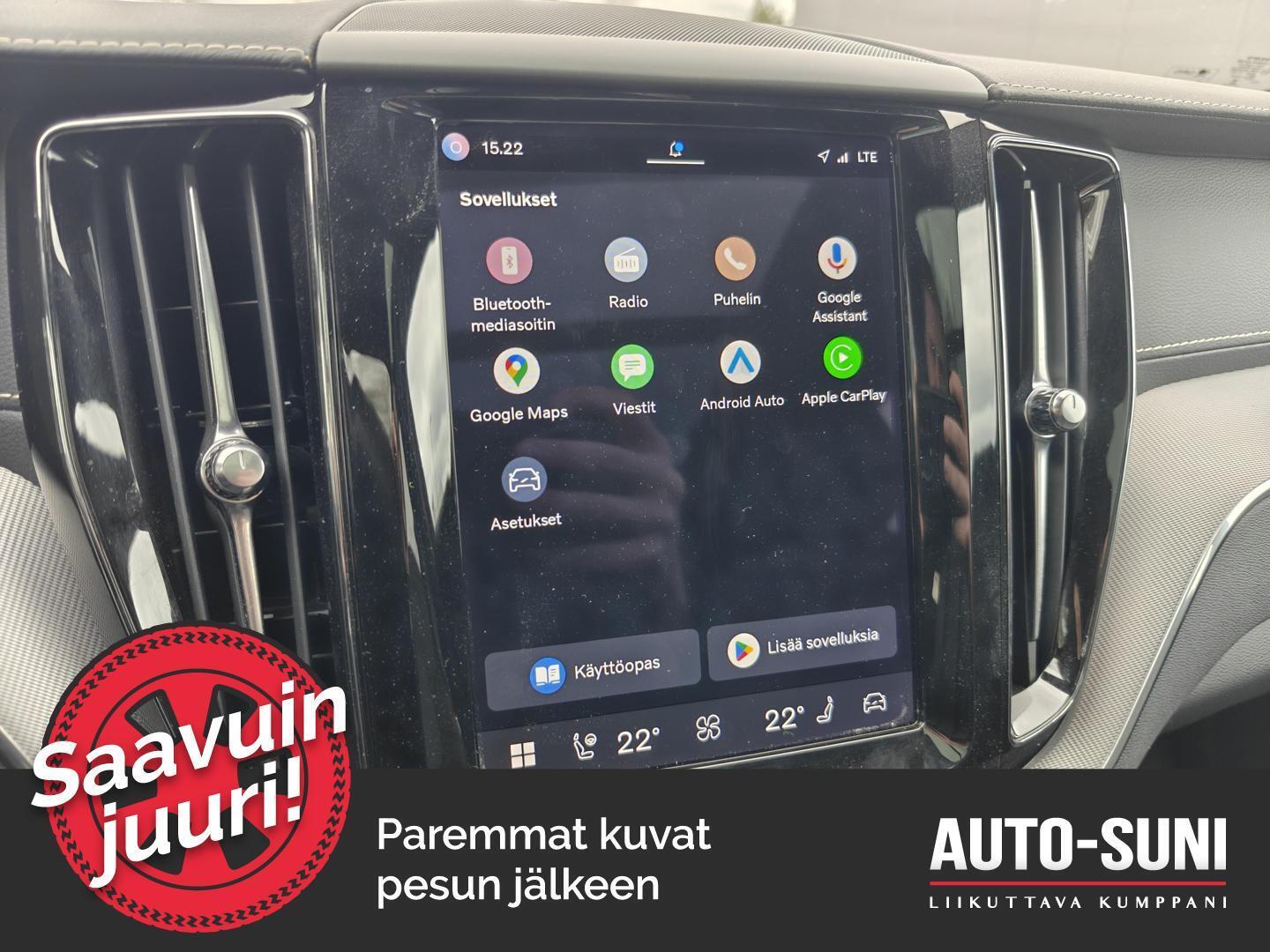 VOLVO XC60 2022