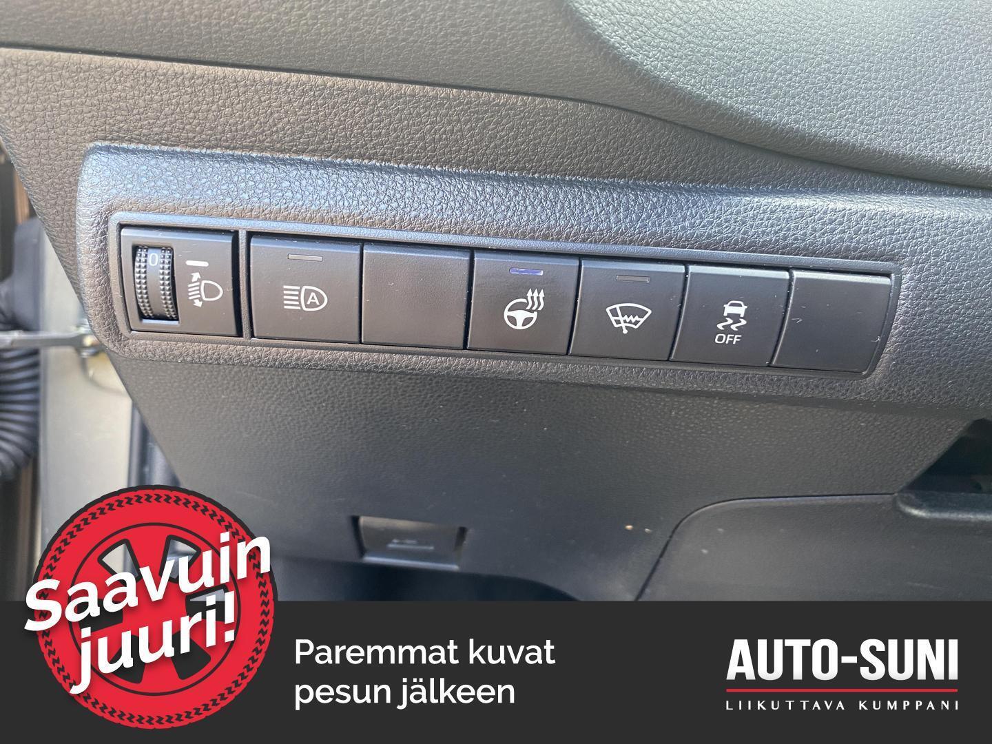 SUZUKI Swace 2021