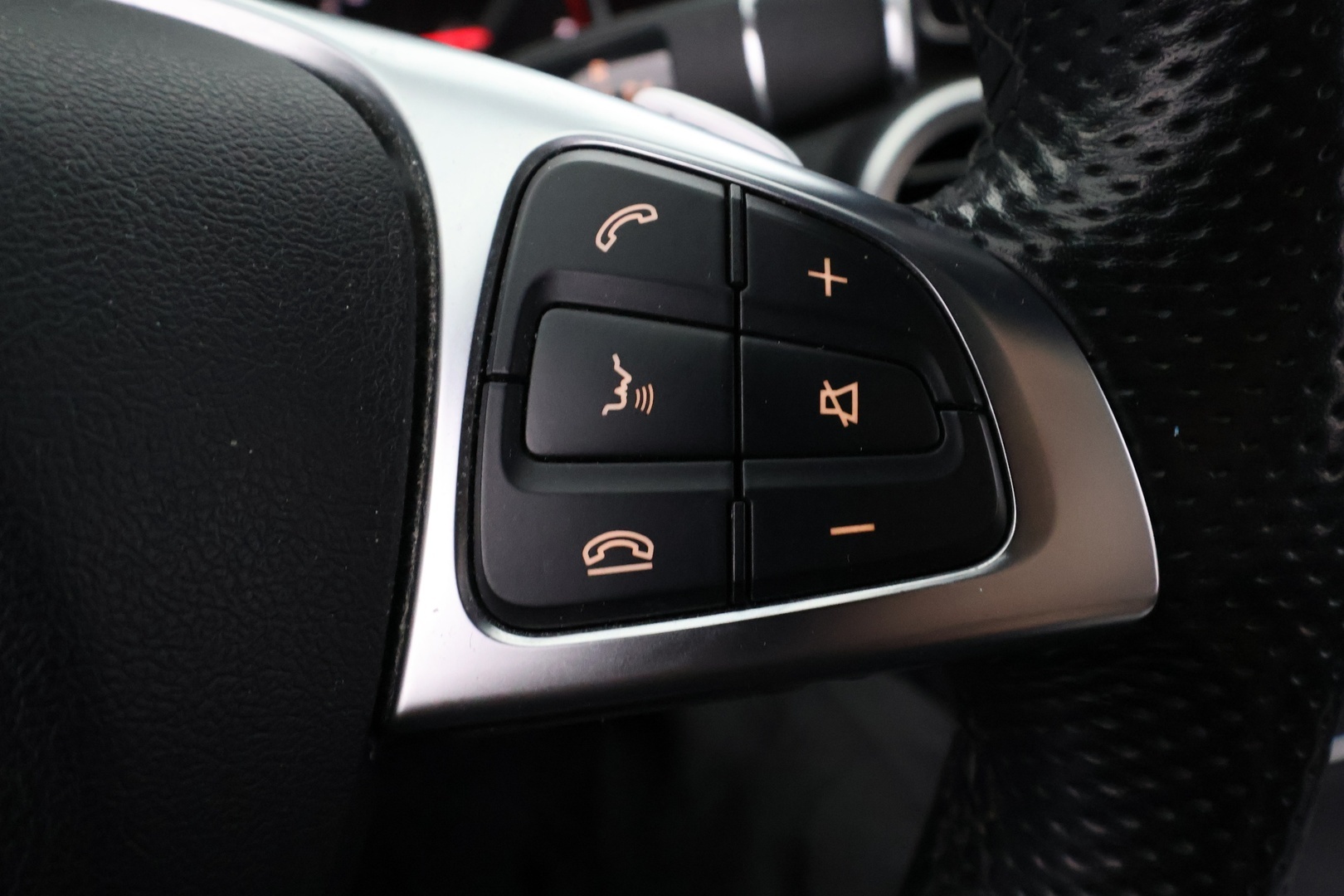 MERCEDES-BENZ C 2018