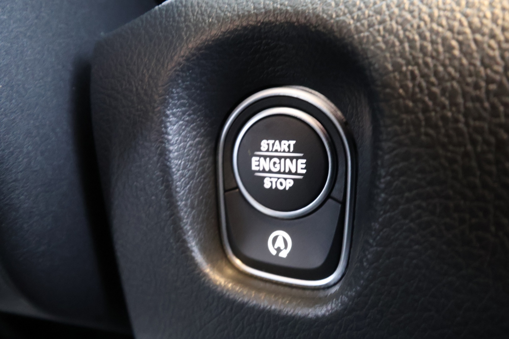 MERCEDES-BENZ Vito 2025