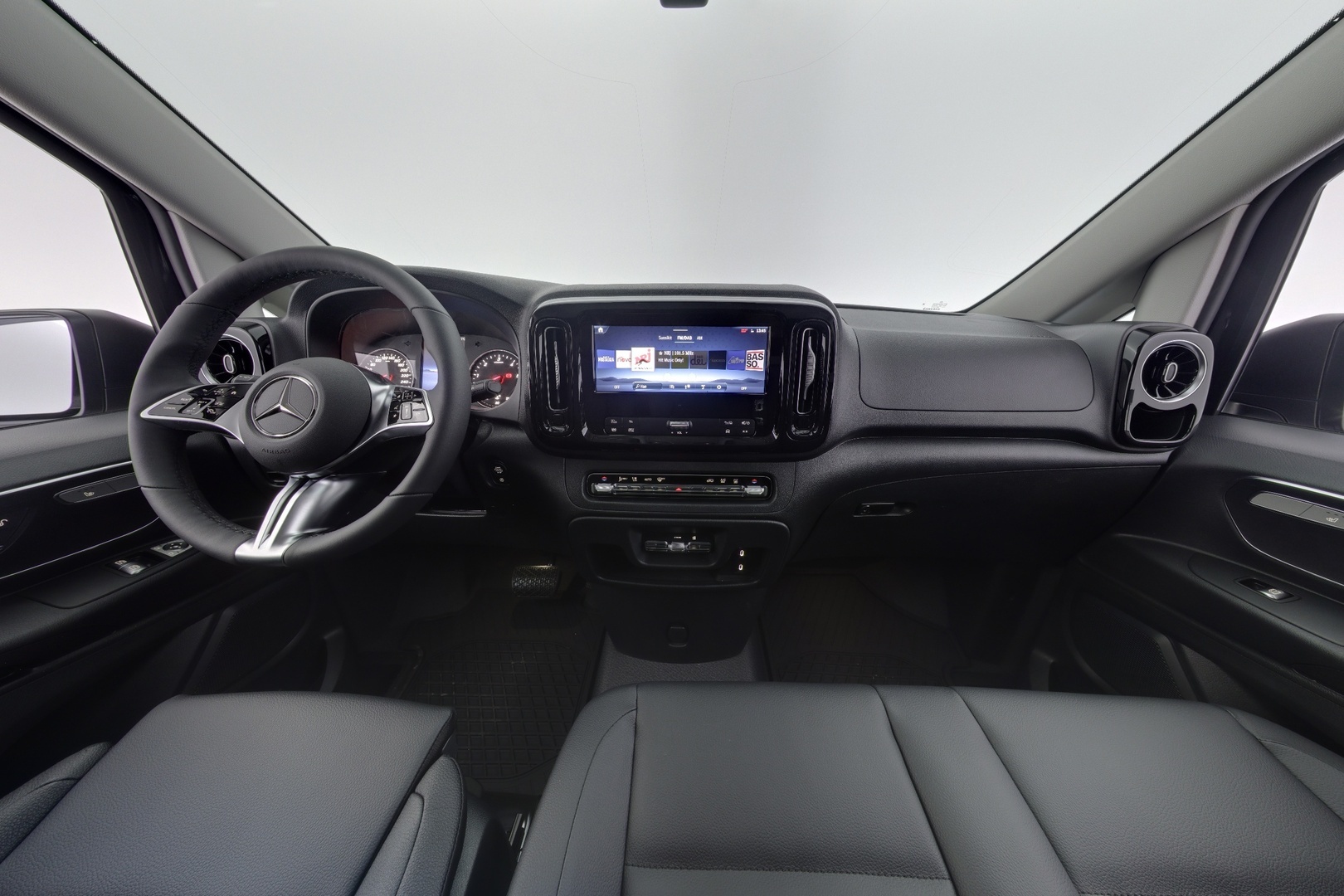 MERCEDES-BENZ Vito 2025