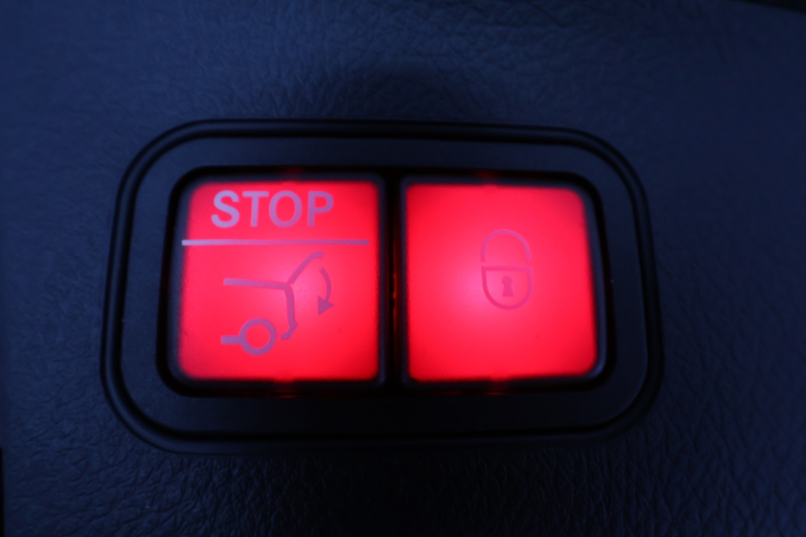 MERCEDES-BENZ EQA 2026