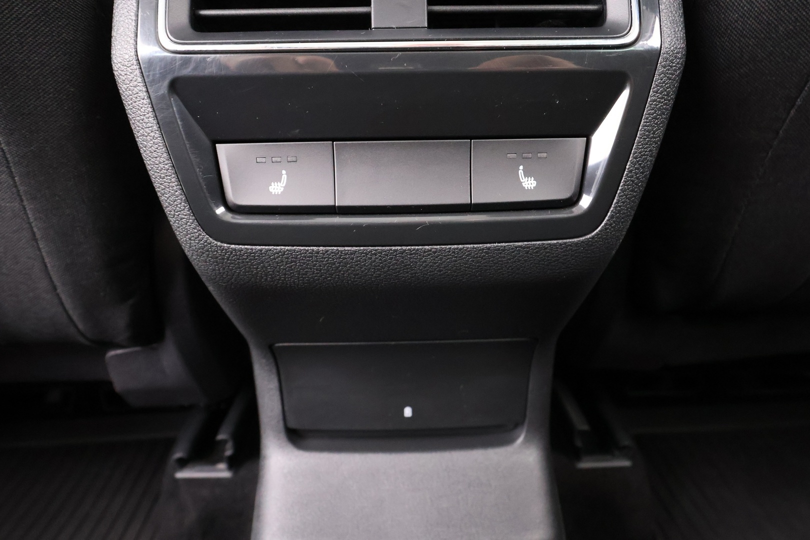 SKODA Karoq 2023