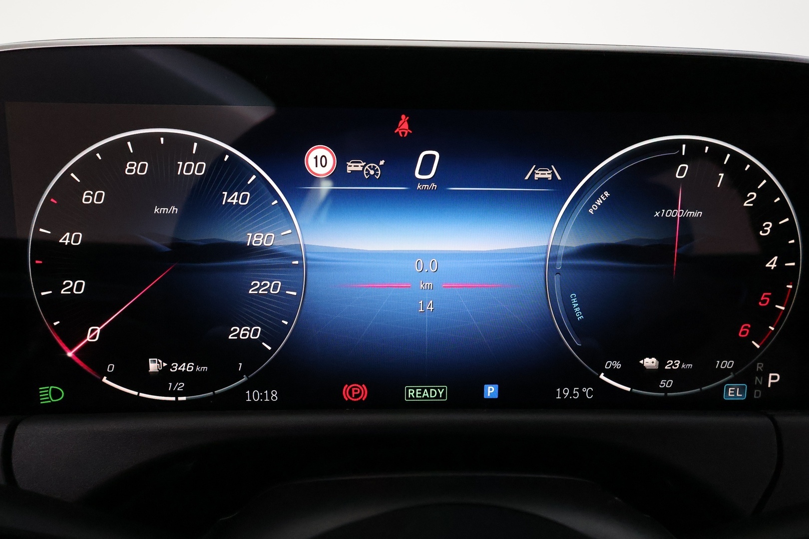 MERCEDES-BENZ E 2026