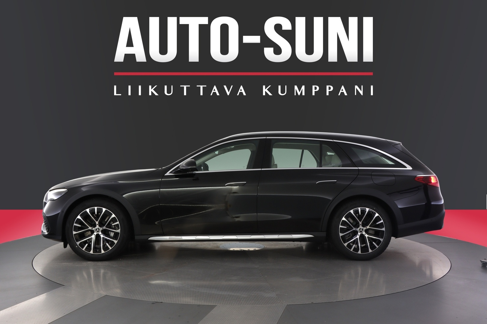 MERCEDES-BENZ E 2026