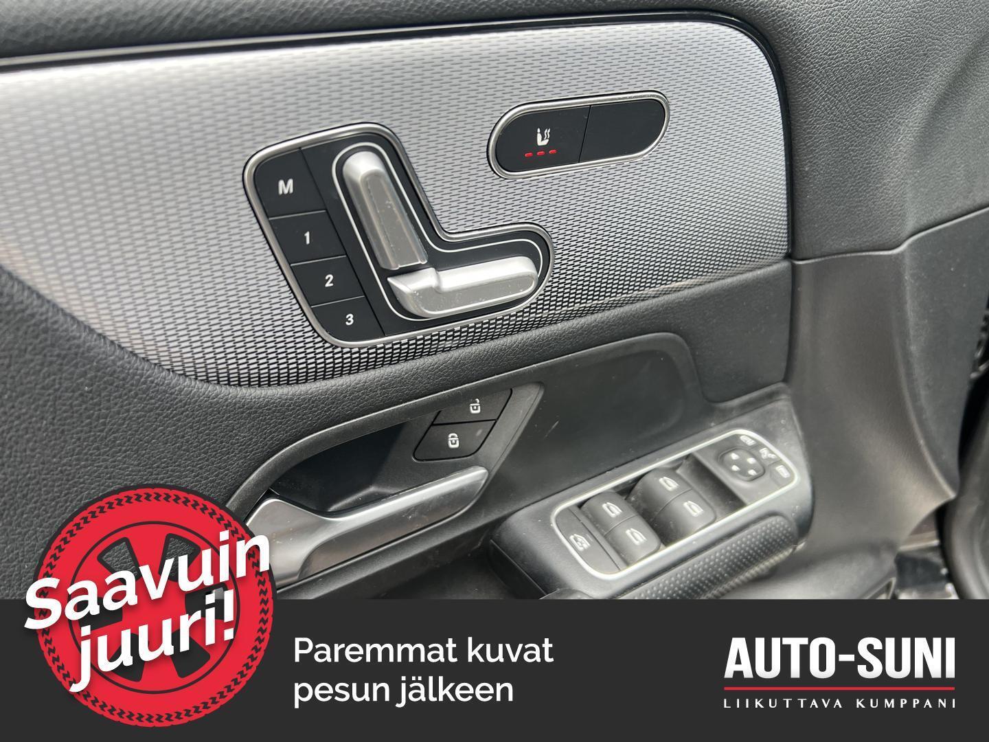 MERCEDES-BENZ GLA 2021