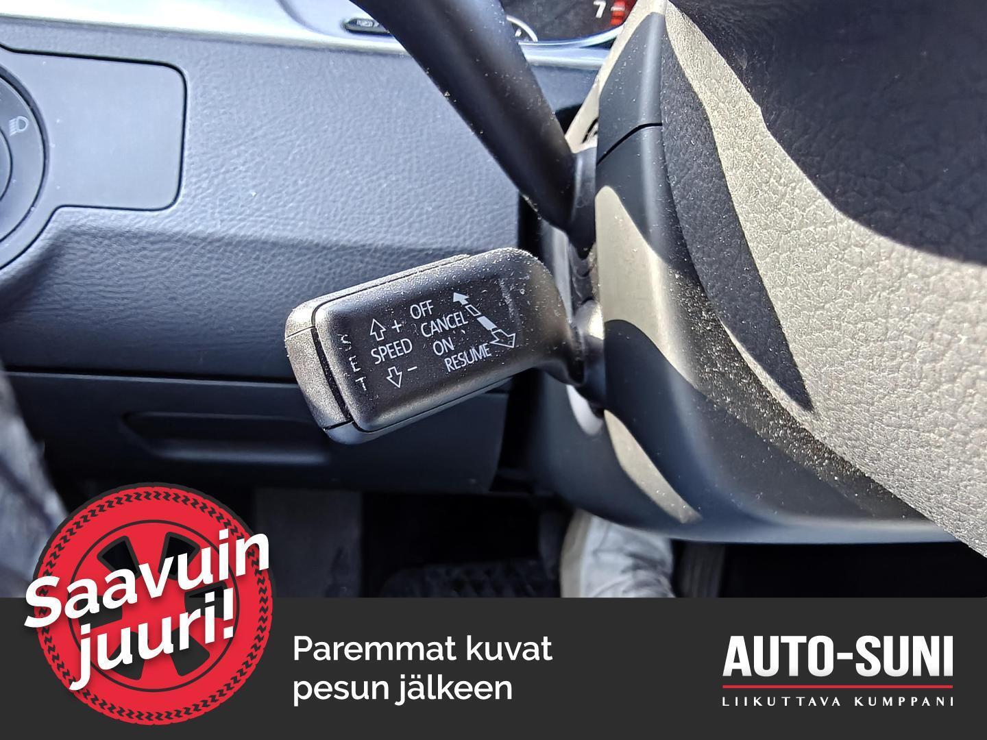 VOLKSWAGEN Passat 2014