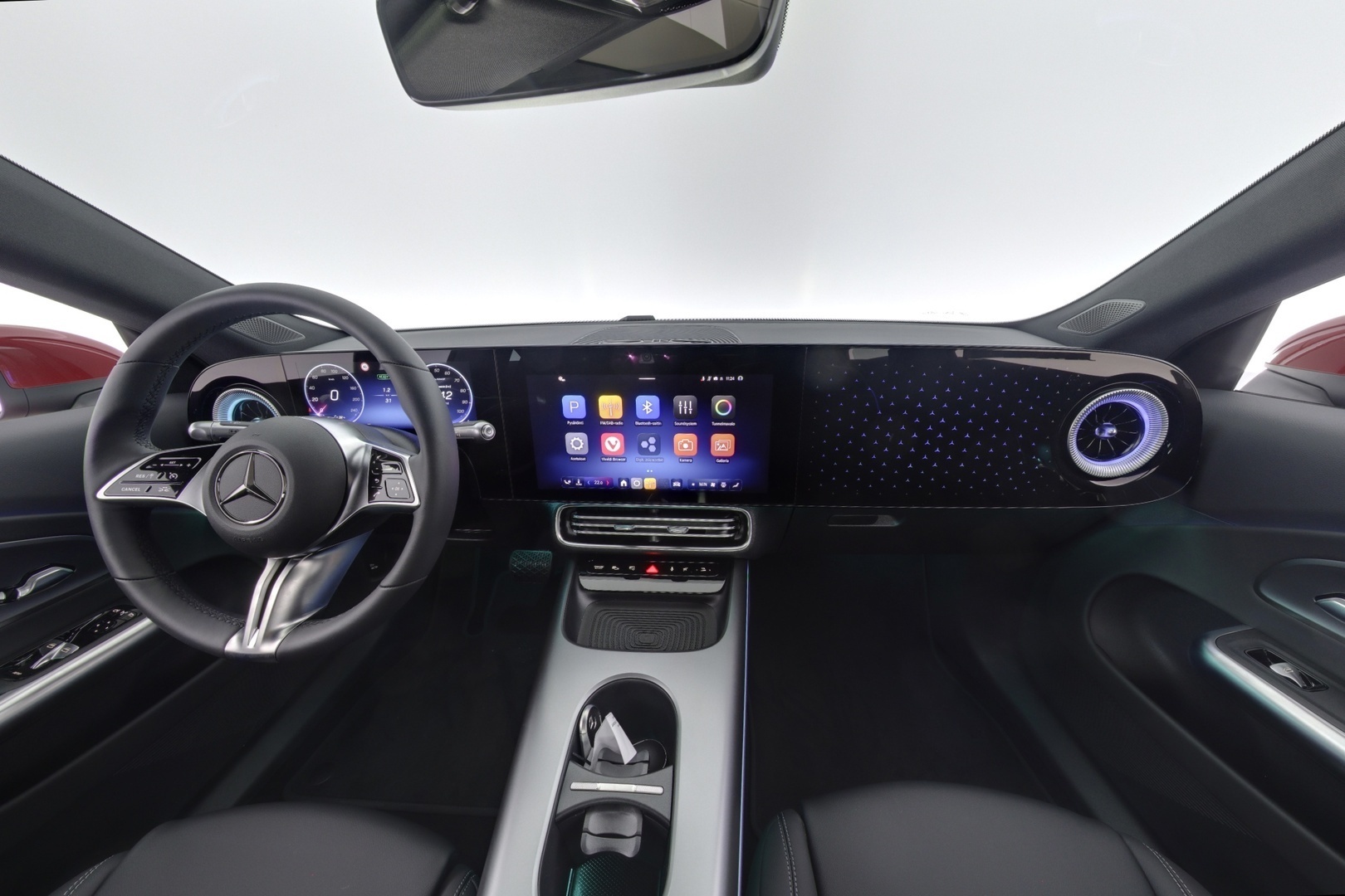 MERCEDES-BENZ CLA 2025