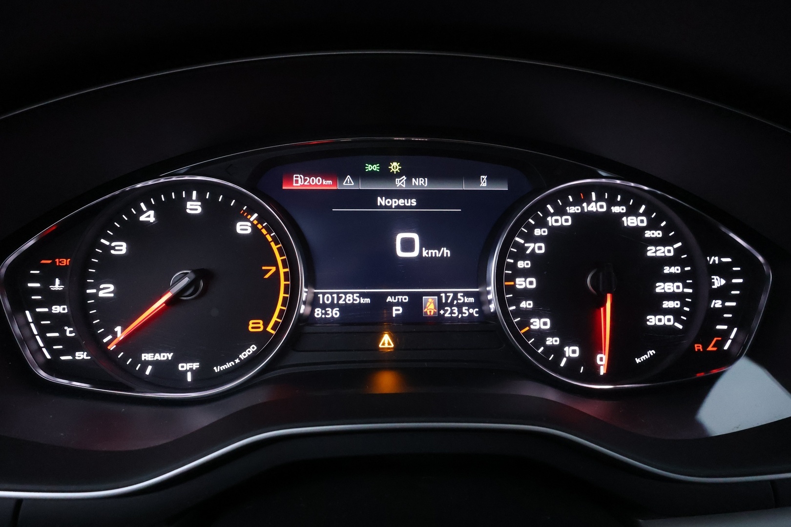 AUDI A4 2020