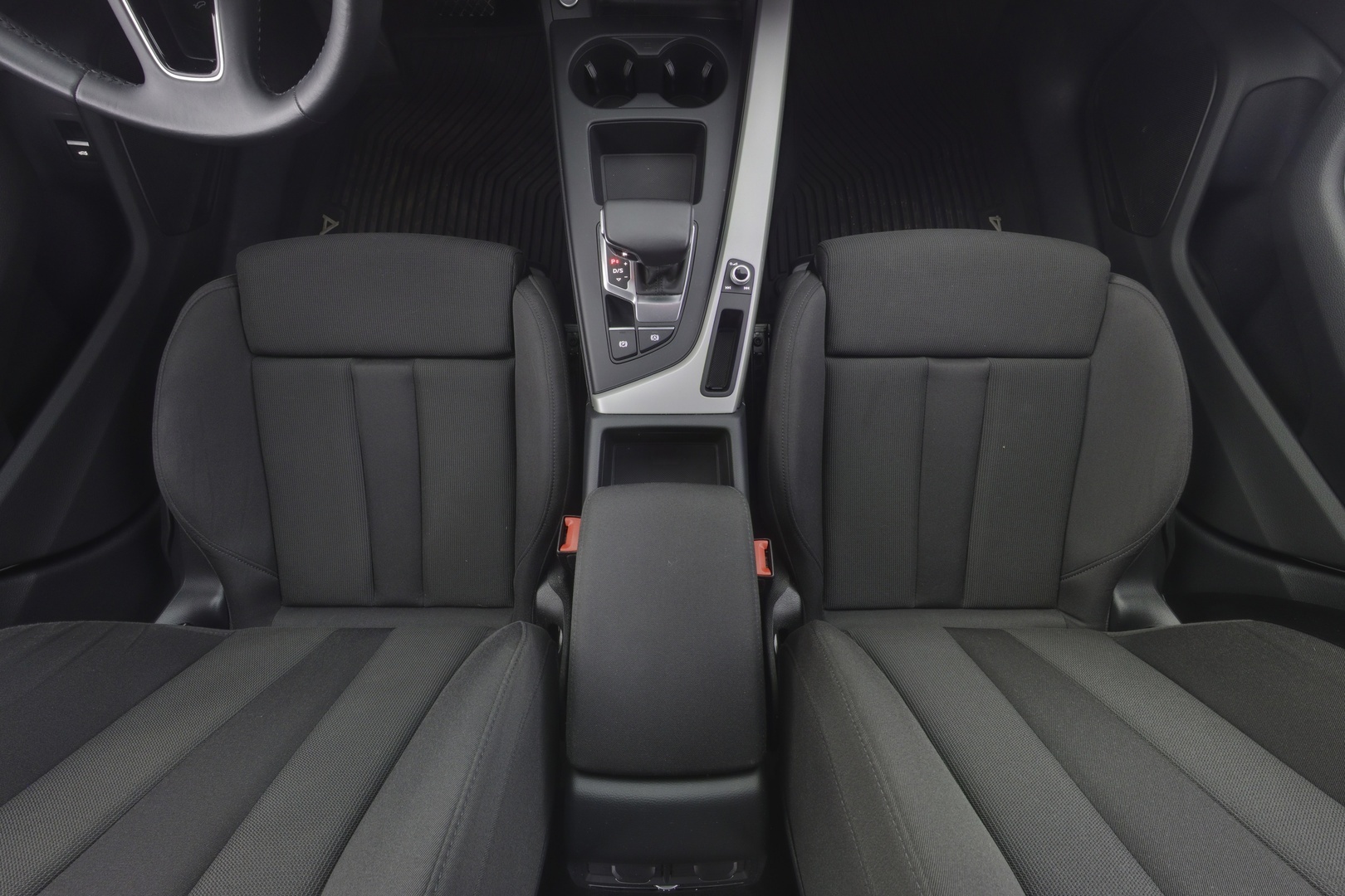 AUDI A4 2020