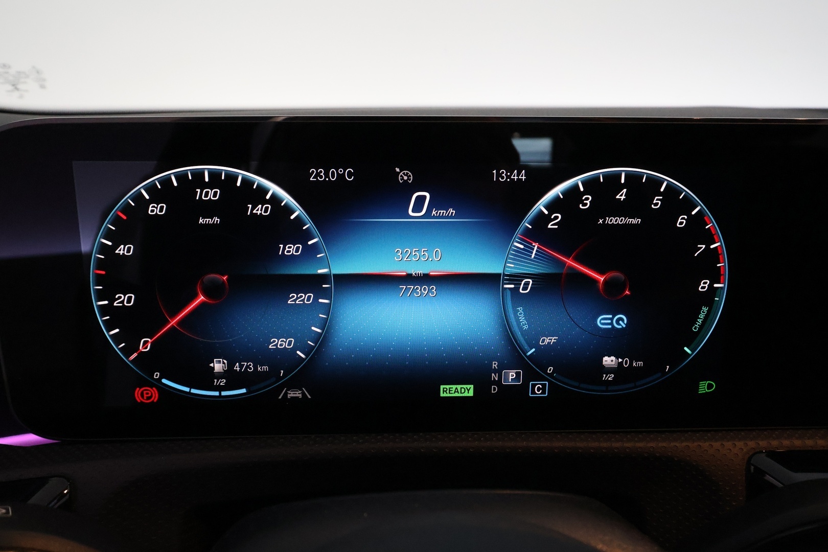 MERCEDES-BENZ A 2021
