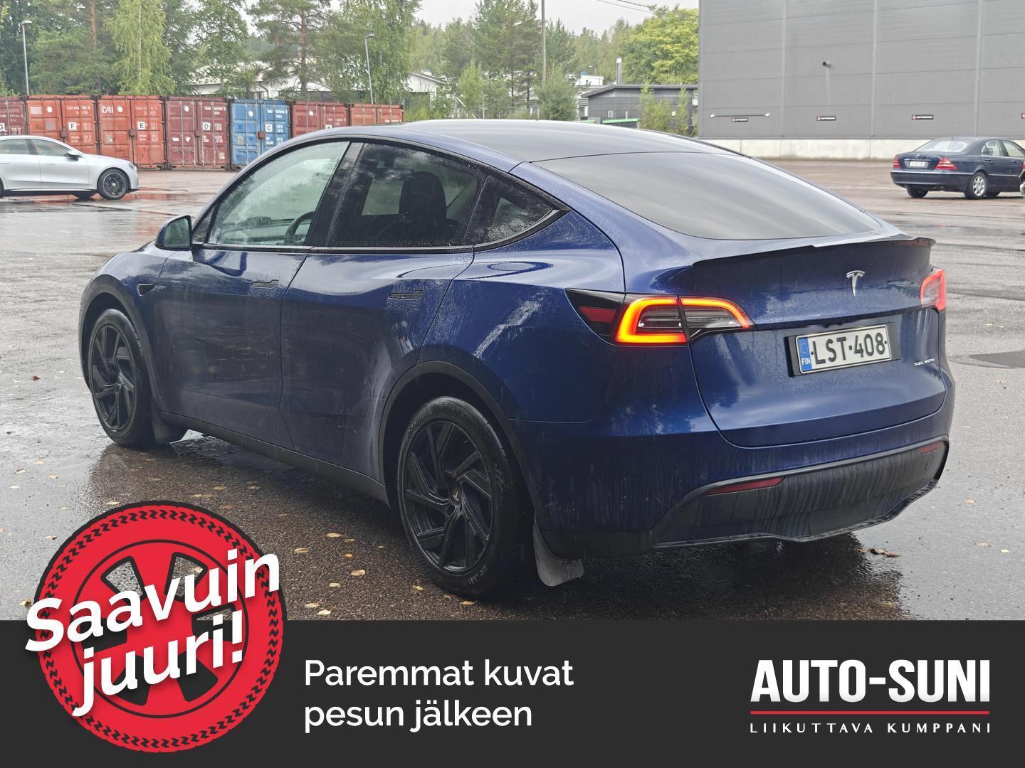 TESLA Model Y 2021