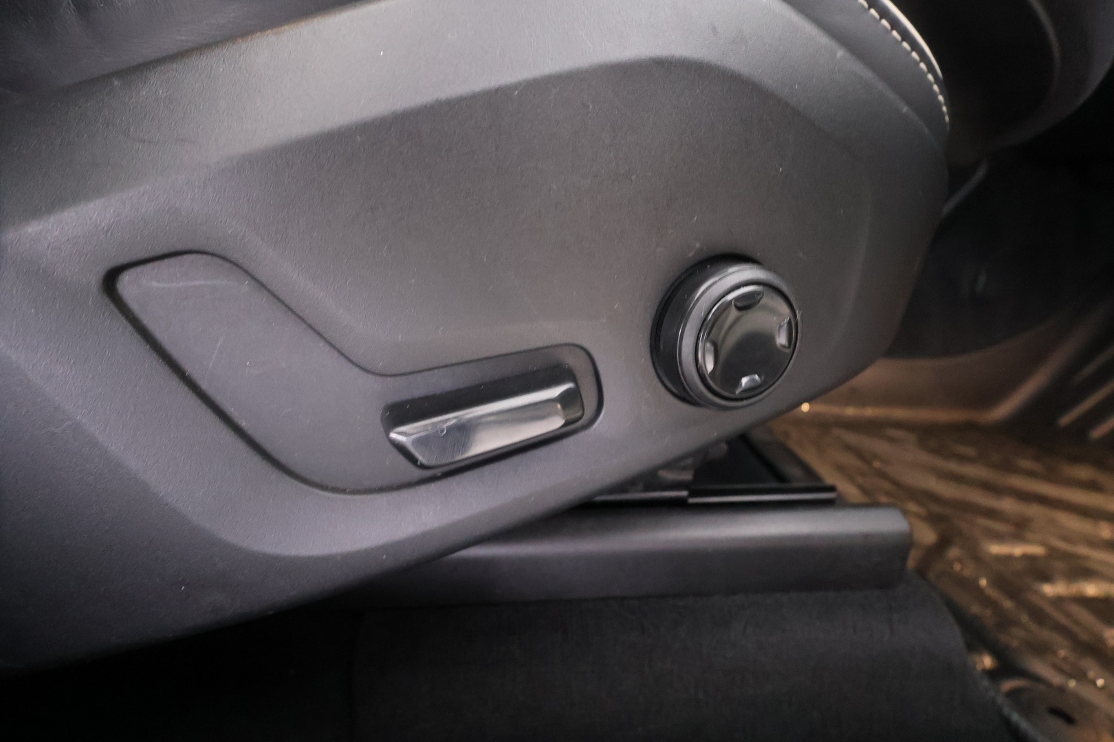 VOLVO XC60 26