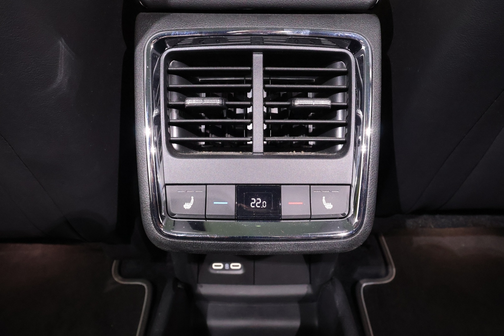 SKODA Enyaq 2022