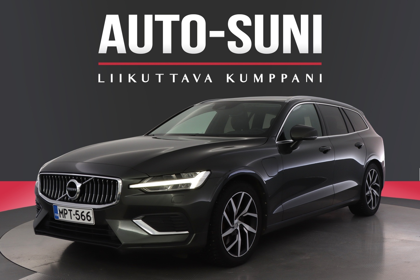 VOLVO V60 2021