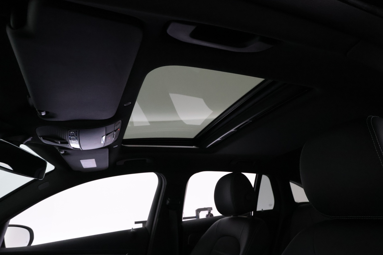 MERCEDES-BENZ EQC 2022