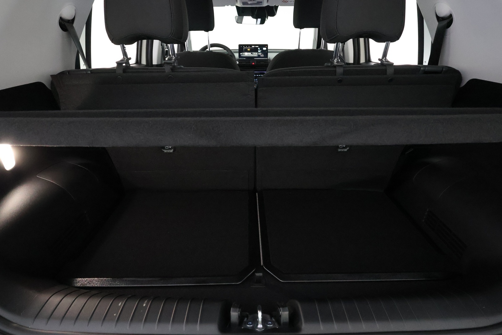 HYUNDAI INSTER 22