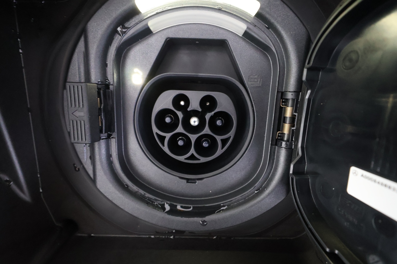 MERCEDES-BENZ GLA 2026