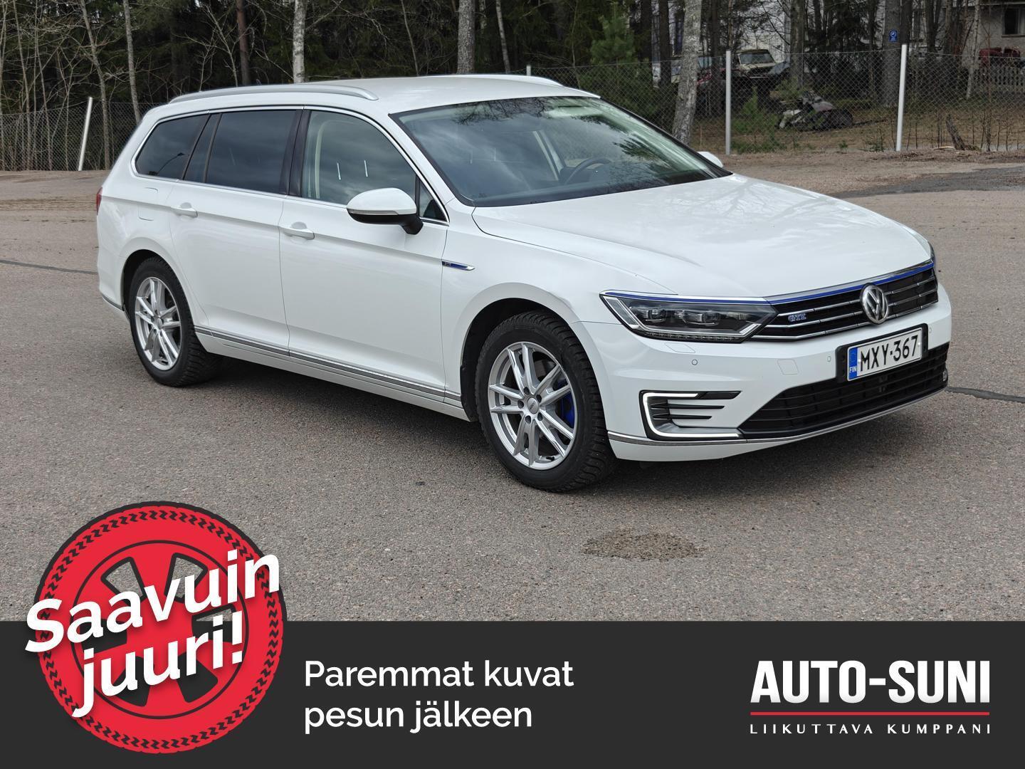 VOLKSWAGEN Passat 2016