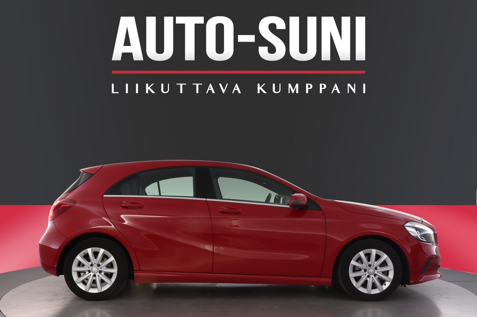 MERCEDES-BENZ A 2016