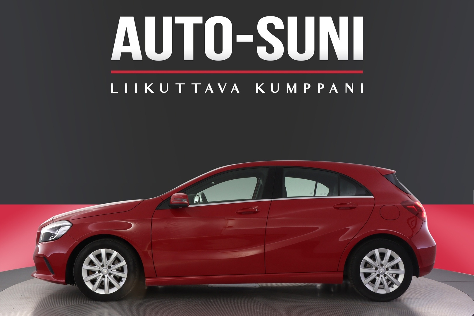 MERCEDES-BENZ A 2016