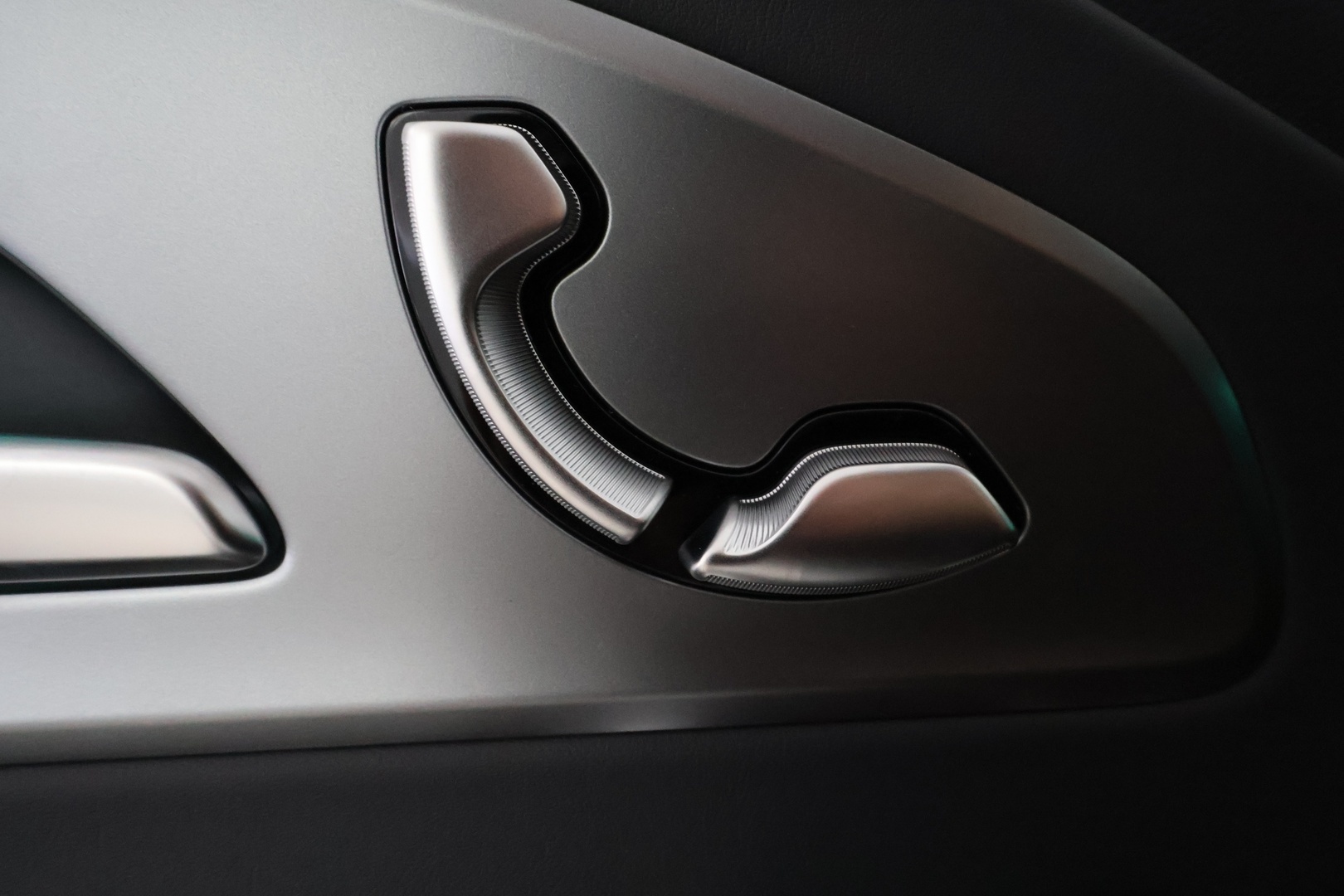 MERCEDES-BENZ CLA 2025