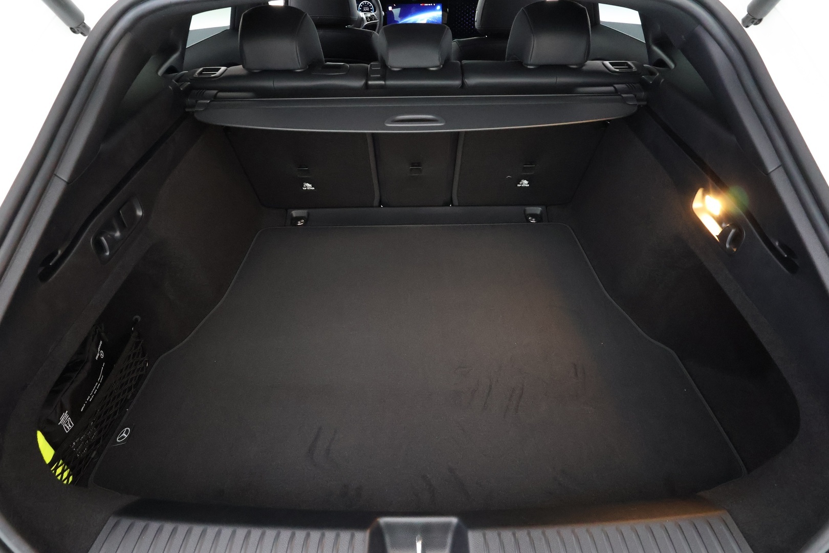MERCEDES-BENZ CLA 2025
