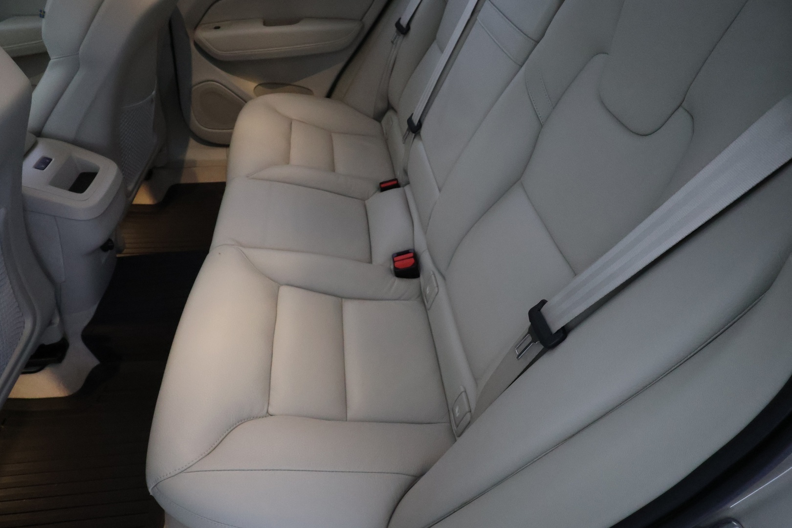 VOLVO XC60 26