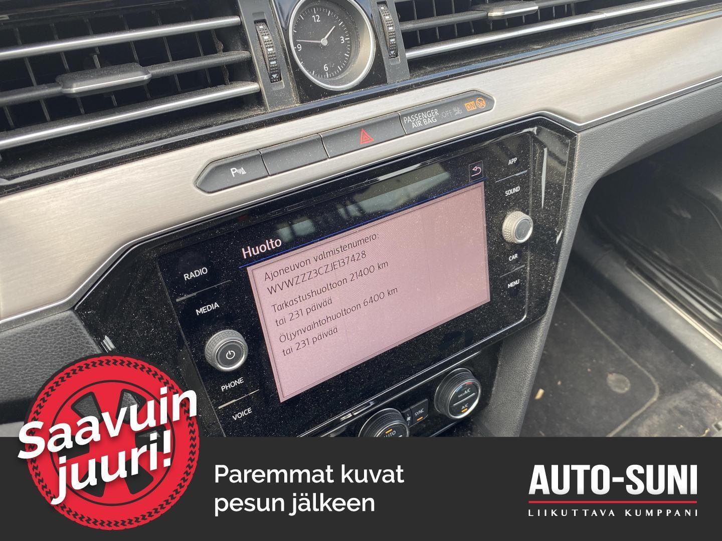 VOLKSWAGEN Passat 2018