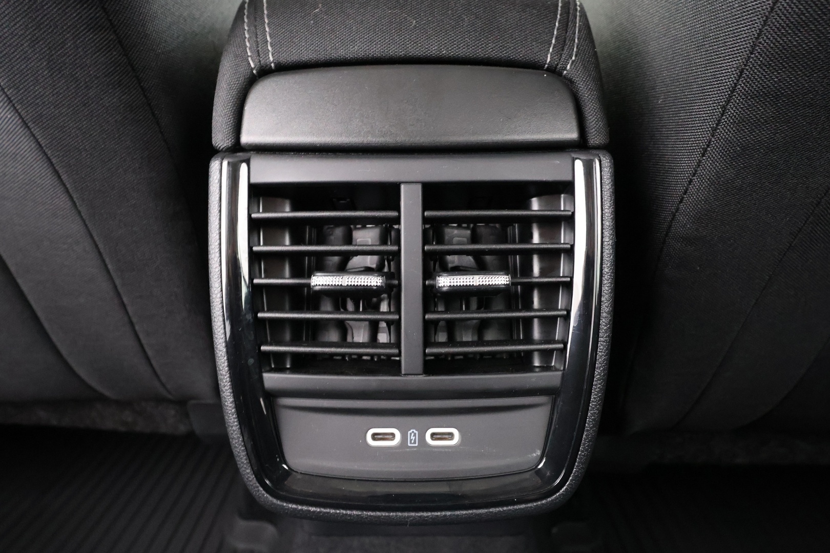 SKODA Kamiq 2023