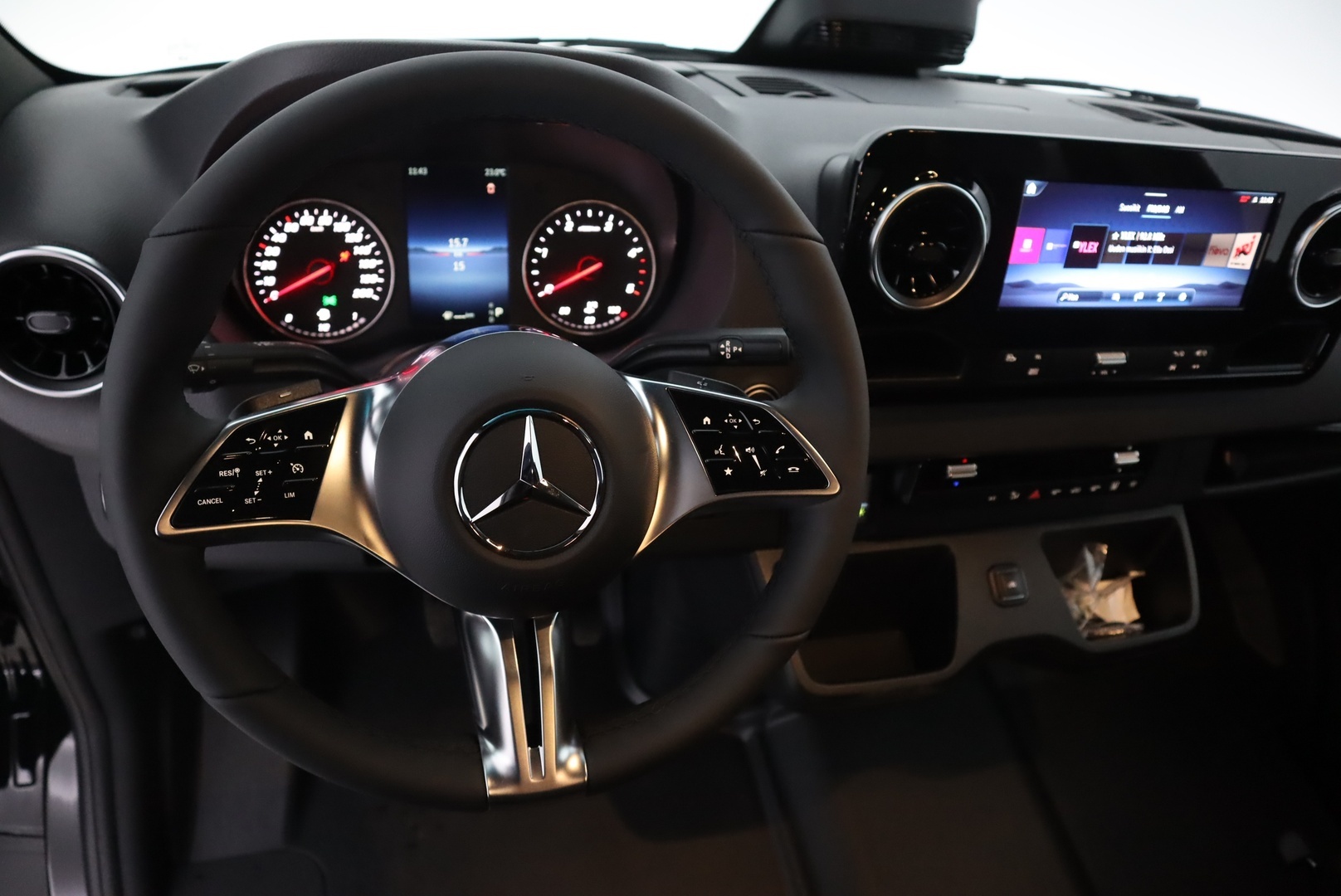 MERCEDES-BENZ SPRINTER 2026